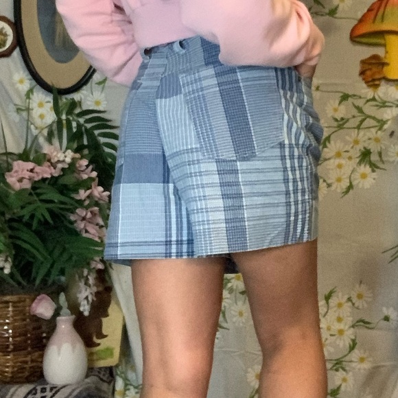 Vintage blue gingham patch high waist mom shorts - Picture 3 of 9